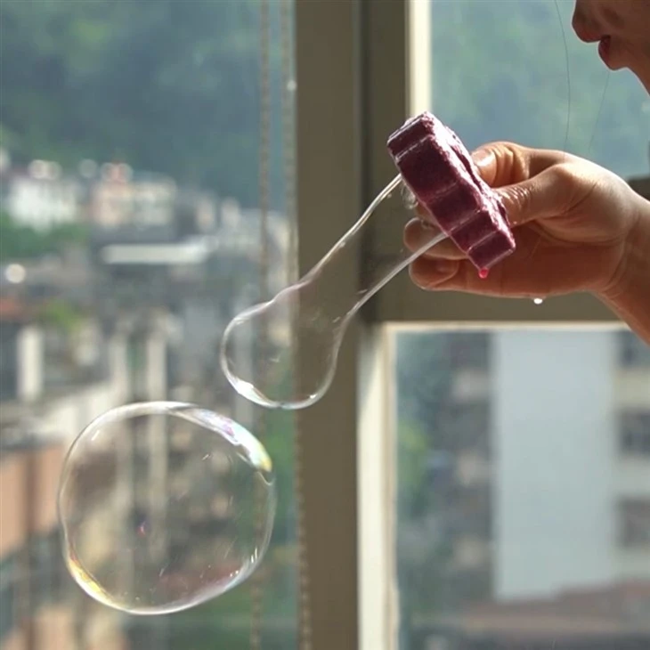 Kids Blow Bubbles Bath Bombs